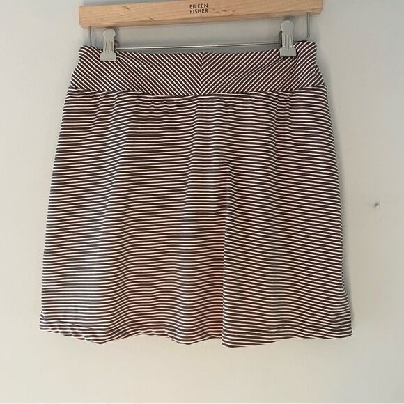 Title Nine Athletic Golf Skort Pink / Gray Striped size small - Picture 2 of 6